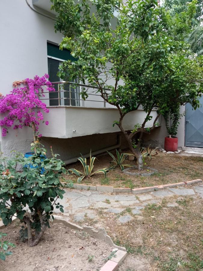 Sofia'S Garden Lejlighed Néa Péramos Eksteriør billede